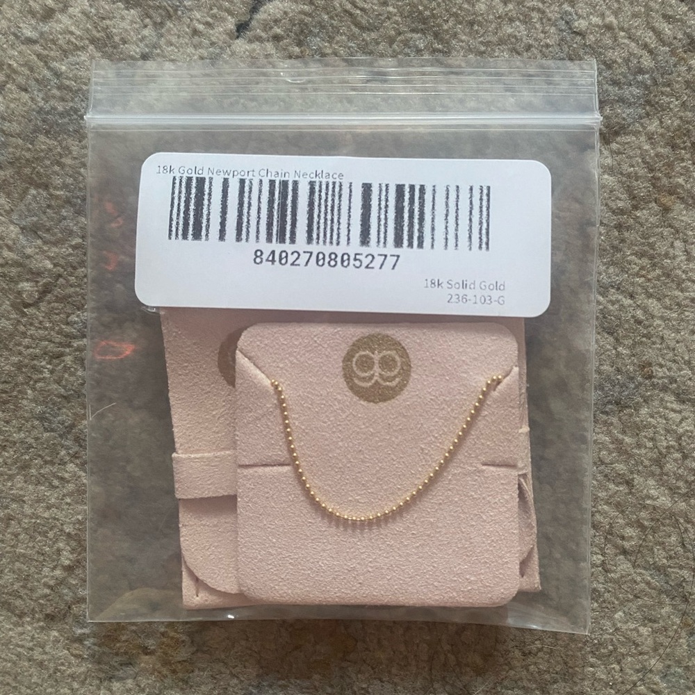 18k solid gold Newport Chain Necklace